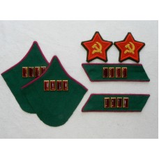 ПОЛКОВОЙ КОМИССАР войск НКВД, петлицы и нарукавные знаки обр. 1940 г..